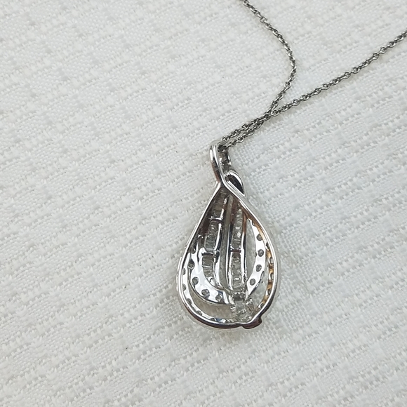 Signed Sterling SILVER KA 1772 Diamond Pendant - Picture 3 of 16
